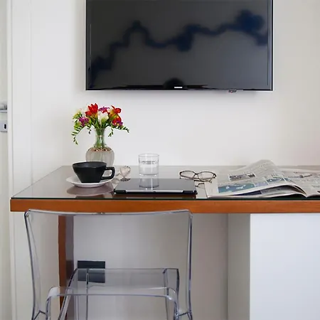 Foyer & 2*